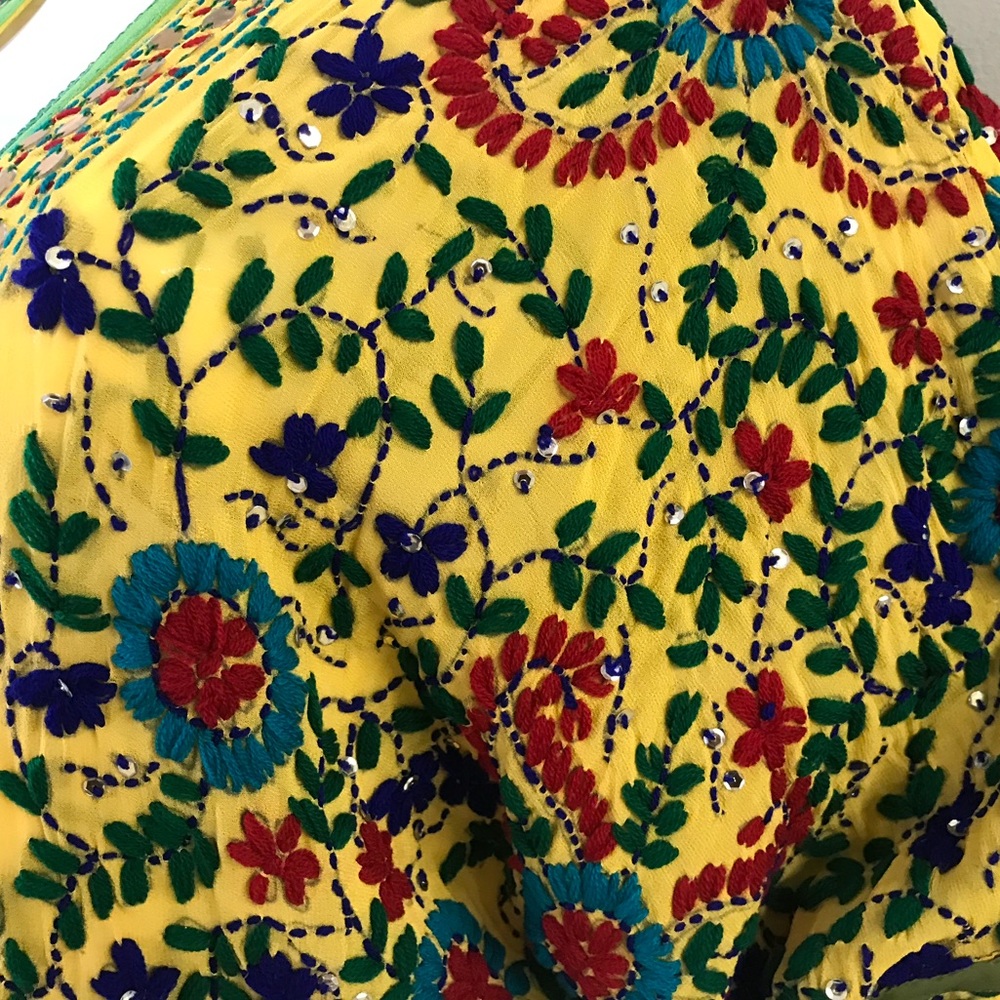 Beautiful Embroidered Fringe Yellow Robe/Jacket - Picture 4 of 7